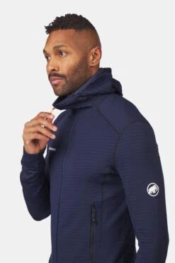 Mammut Taiss Light Ml Hooded Jacket Men 13 Mammut Taiss Light Ml Hooded Jacket Men -Mammut 2210002237191 015 nl